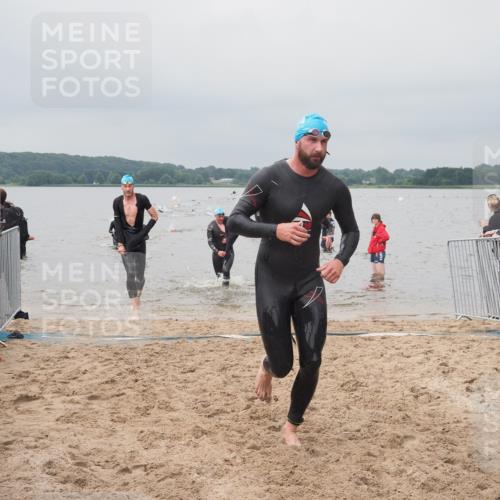 23.06.2024 - Viking Triathlon KatJ http://msf.ph/oto/6355659 23.06.2024 10:32:54 Schwimmen 5, 97, 99, 164, 261, 654 meine-sportfotos.de