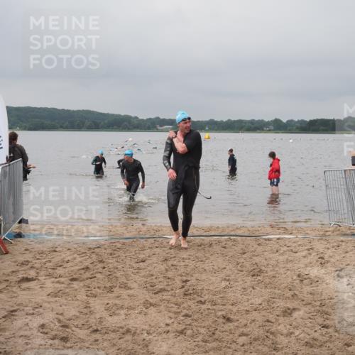 23.06.2024 - Viking Triathlon KatJ http://msf.ph/oto/6355701 23.06.2024 10:32:59 Schwimmen 97, 99, 125, 164, 261 meine-sportfotos.de