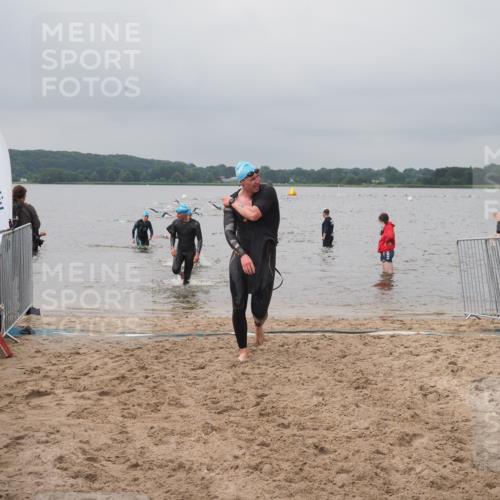 23.06.2024 - Viking Triathlon KatJ http://msf.ph/oto/6355707 23.06.2024 10:32:59 Schwimmen 97, 99, 125, 164, 261 meine-sportfotos.de