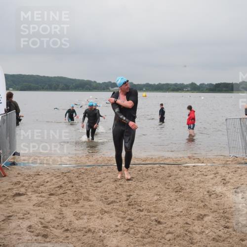 23.06.2024 - Viking Triathlon KatJ http://msf.ph/oto/6355709 23.06.2024 10:32:59 Schwimmen 97, 99, 125, 164, 261 meine-sportfotos.de