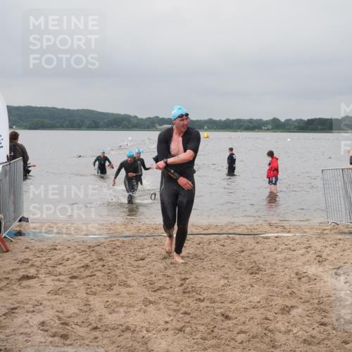 23.06.2024 - Viking Triathlon KatJ http://msf.ph/oto/6355713 23.06.2024 10:32:59 Schwimmen 97, 99, 125, 164, 261 meine-sportfotos.de