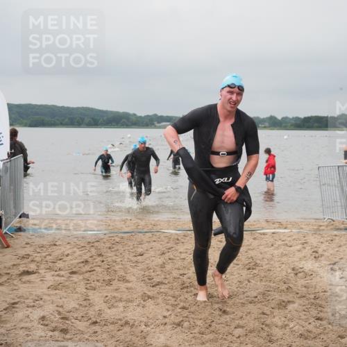 23.06.2024 - Viking Triathlon KatJ http://msf.ph/oto/6355719 23.06.2024 10:33:01 Schwimmen 97, 99, 125, 203 meine-sportfotos.de