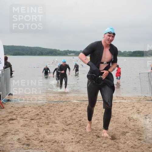 23.06.2024 - Viking Triathlon KatJ http://msf.ph/oto/6355722 23.06.2024 10:33:01 Schwimmen 97, 99, 125, 203 meine-sportfotos.de