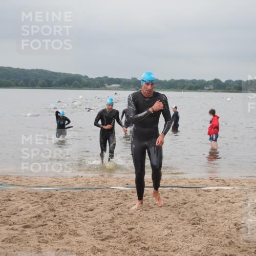 23.06.2024 - Viking Triathlon KatJ http://msf.ph/oto/6355730 23.06.2024 10:33:03 Schwimmen 97, 99, 125, 203 meine-sportfotos.de