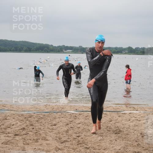 23.06.2024 - Viking Triathlon KatJ http://msf.ph/oto/6355737 23.06.2024 10:33:04 Schwimmen 13, 99, 125, 203 meine-sportfotos.de