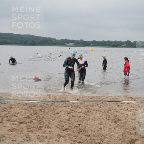 23.06.2024 - Viking Triathlon KatJ http://msf.ph/oto/6355780 23.06.2024 10:33:10 Schwimmen 13, 125, 203, 626 meine-sportfotos.de
