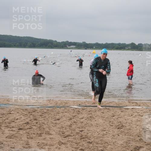 23.06.2024 - Viking Triathlon KatJ http://msf.ph/oto/6355795 23.06.2024 10:33:12 Schwimmen 13, 203, 626 meine-sportfotos.de