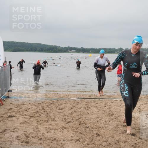 23.06.2024 - Viking Triathlon KatJ http://msf.ph/oto/6355811 23.06.2024 10:33:14 Schwimmen 13, 203, 626 meine-sportfotos.de