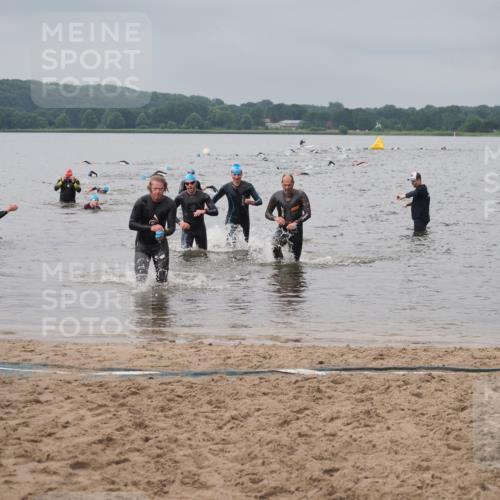 23.06.2024 - Viking Triathlon KatJ http://msf.ph/oto/6355862 23.06.2024 10:33:25 Schwimmen 118, 183, 245, 259 meine-sportfotos.de