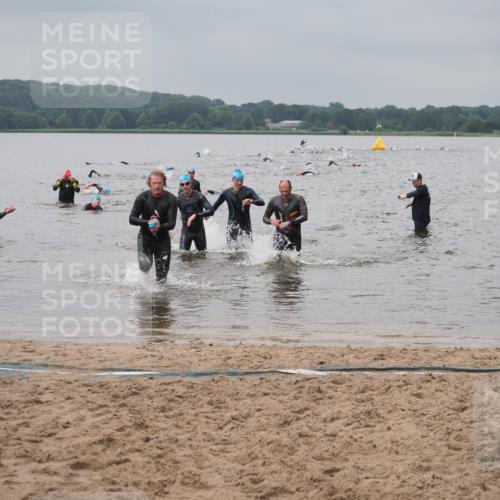 23.06.2024 - Viking Triathlon KatJ http://msf.ph/oto/6355864 23.06.2024 10:33:25 Schwimmen 118, 183, 245, 259 meine-sportfotos.de