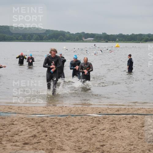 23.06.2024 - Viking Triathlon KatJ http://msf.ph/oto/6355871 23.06.2024 10:33:27 Schwimmen 118, 183, 245, 259 meine-sportfotos.de