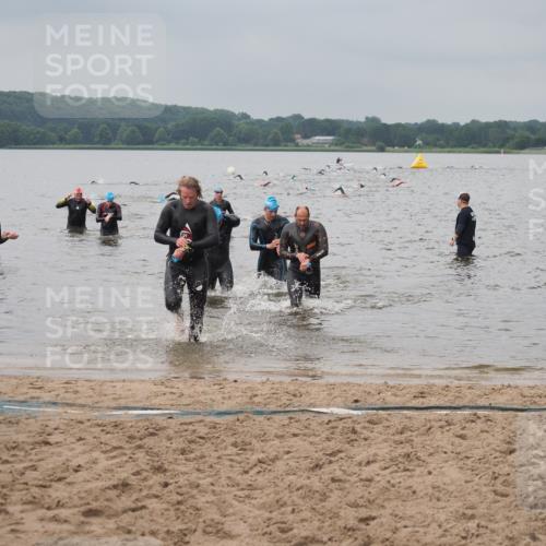 23.06.2024 - Viking Triathlon KatJ http://msf.ph/oto/6355874 23.06.2024 10:33:27 Schwimmen 118, 183, 245, 259 meine-sportfotos.de