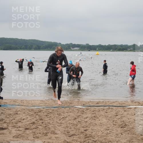 23.06.2024 - Viking Triathlon KatJ http://msf.ph/oto/6355880 23.06.2024 10:33:29 Schwimmen 118, 183, 245, 259 meine-sportfotos.de