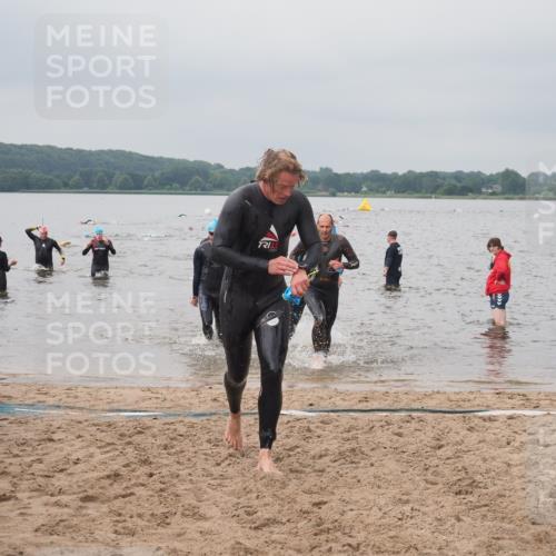 23.06.2024 - Viking Triathlon KatJ http://msf.ph/oto/6355897 23.06.2024 10:33:30 Schwimmen 118, 183, 245, 259 meine-sportfotos.de