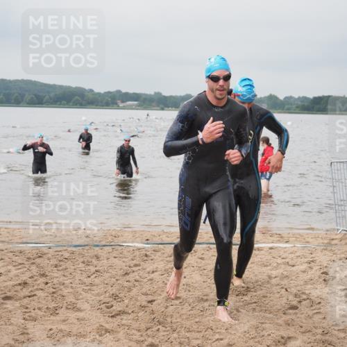 23.06.2024 - Viking Triathlon KatJ http://msf.ph/oto/6355958 23.06.2024 10:33:35 Schwimmen 118, 215, 224, 245, 259, 604 meine-sportfotos.de
