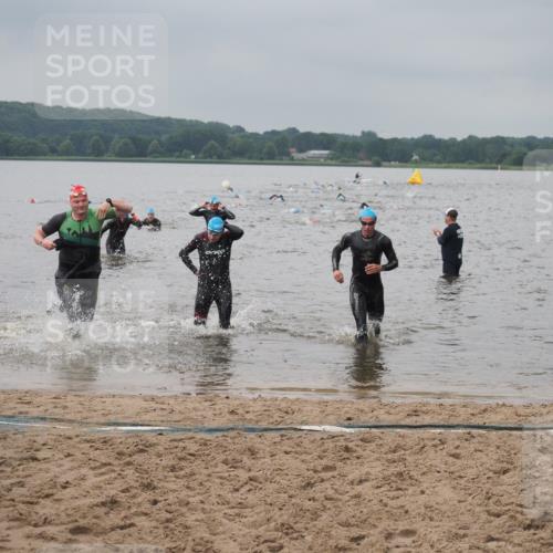 23.06.2024 - Viking Triathlon KatJ http://msf.ph/oto/6355964 23.06.2024 10:33:39 Schwimmen 215, 224, 245, 259, 604 meine-sportfotos.de
