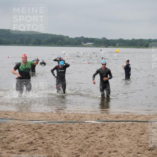 23.06.2024 - Viking Triathlon KatJ http://msf.ph/oto/6355967 23.06.2024 10:33:39 Schwimmen 215, 224, 245, 259, 604 meine-sportfotos.de