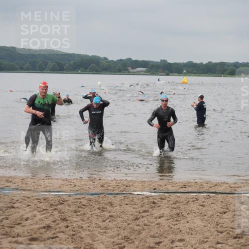 23.06.2024 - Viking Triathlon KatJ http://msf.ph/oto/6355969 23.06.2024 10:33:39 Schwimmen 215, 224, 245, 259, 604 meine-sportfotos.de