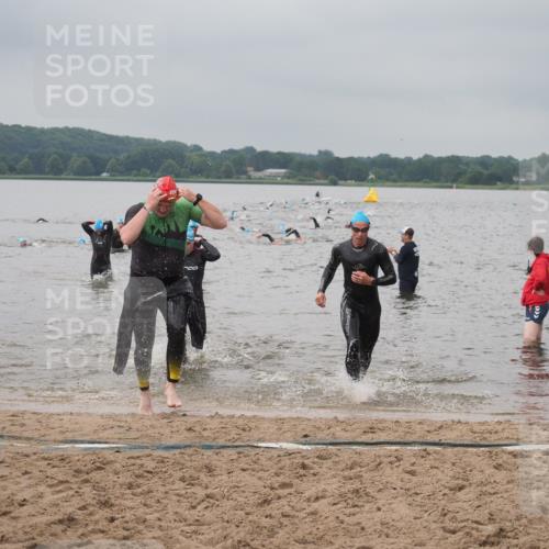 23.06.2024 - Viking Triathlon KatJ http://msf.ph/oto/6355981 23.06.2024 10:33:41 Schwimmen 215, 224, 604 meine-sportfotos.de