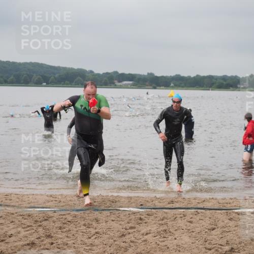 23.06.2024 - Viking Triathlon KatJ http://msf.ph/oto/6355987 23.06.2024 10:33:41 Schwimmen 215, 224, 604 meine-sportfotos.de
