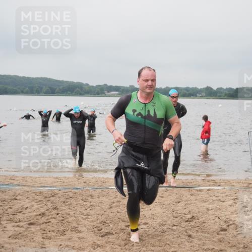 23.06.2024 - Viking Triathlon KatJ http://msf.ph/oto/6356000 23.06.2024 10:33:43 Schwimmen 215, 224, 604 meine-sportfotos.de