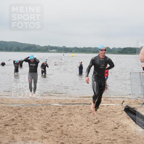 23.06.2024 - Viking Triathlon KatJ http://msf.ph/oto/6356007 23.06.2024 10:33:44 Schwimmen 215, 224, 604 meine-sportfotos.de