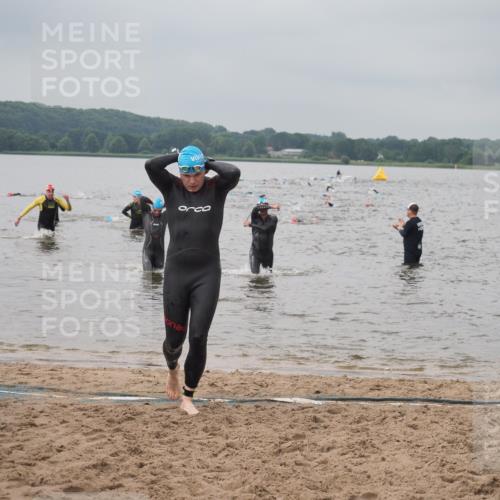 23.06.2024 - Viking Triathlon KatJ http://msf.ph/oto/6356024 23.06.2024 10:33:46 Schwimmen 111, 215, 224, 604 meine-sportfotos.de