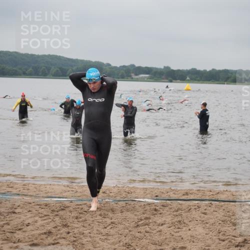 23.06.2024 - Viking Triathlon KatJ http://msf.ph/oto/6356028 23.06.2024 10:33:46 Schwimmen 111, 215, 224, 604 meine-sportfotos.de