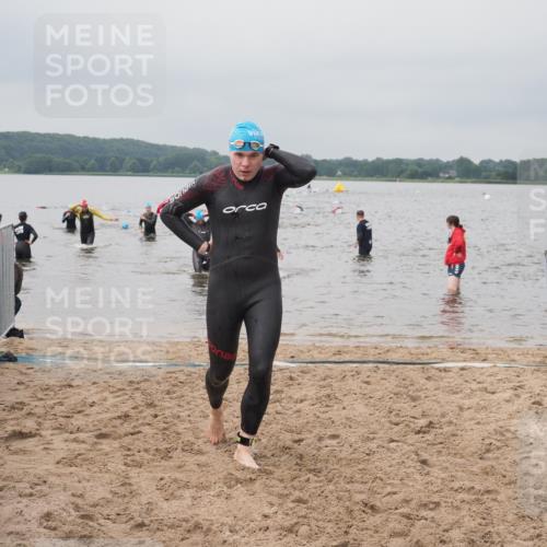 23.06.2024 - Viking Triathlon KatJ http://msf.ph/oto/6356040 23.06.2024 10:33:48 Schwimmen 111, 224, 486 meine-sportfotos.de