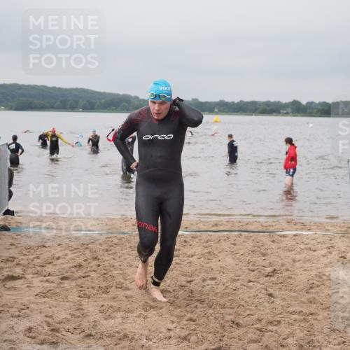 23.06.2024 - Viking Triathlon KatJ http://msf.ph/oto/6356043 23.06.2024 10:33:48 Schwimmen 111, 224, 486 meine-sportfotos.de
