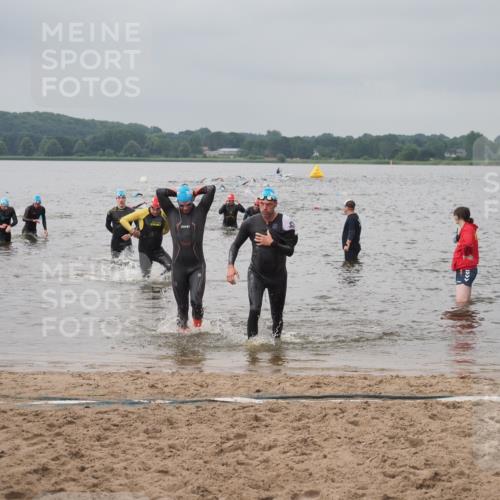 23.06.2024 - Viking Triathlon KatJ http://msf.ph/oto/6356054 23.06.2024 10:33:54 Schwimmen 87, 111, 486, 607 meine-sportfotos.de