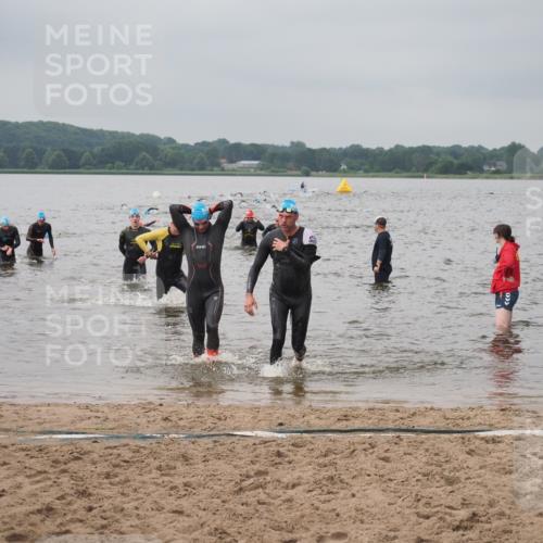 23.06.2024 - Viking Triathlon KatJ http://msf.ph/oto/6356056 23.06.2024 10:33:54 Schwimmen 87, 111, 486, 607 meine-sportfotos.de