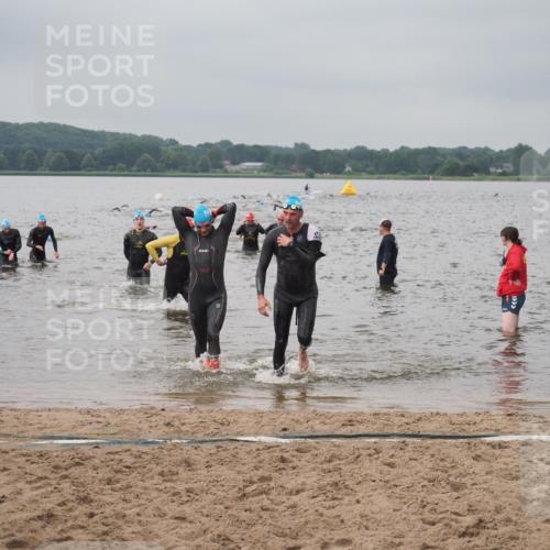23.06.2024 - Viking Triathlon KatJ http://msf.ph/oto/6356059 23.06.2024 10:33:54 Schwimmen 87, 111, 486, 607 meine-sportfotos.de