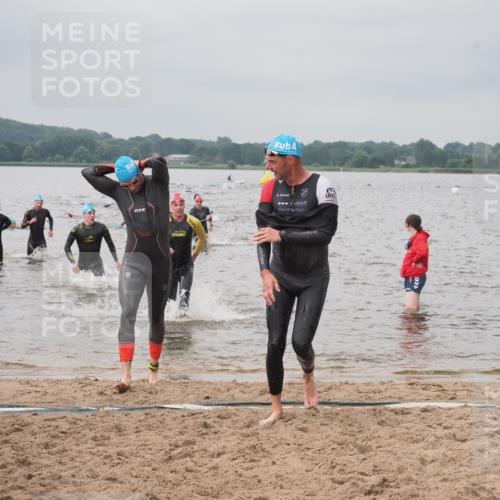 23.06.2024 - Viking Triathlon KatJ http://msf.ph/oto/6356075 23.06.2024 10:33:57 Schwimmen 87, 111, 160, 486, 607 meine-sportfotos.de