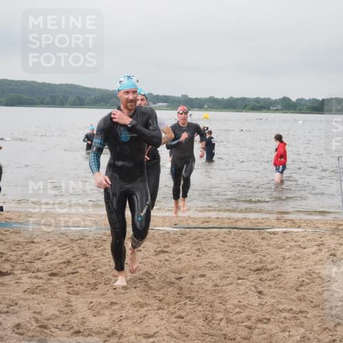 23.06.2024 - Viking Triathlon KatJ http://msf.ph/oto/6356181 23.06.2024 10:34:09 Schwimmen 160, 385, 605, 657 meine-sportfotos.de