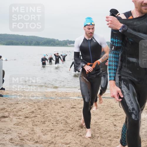 23.06.2024 - Viking Triathlon KatJ http://msf.ph/oto/6356199 23.06.2024 10:34:10 Schwimmen 160, 385, 605, 657 meine-sportfotos.de