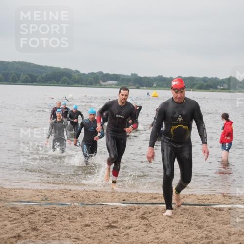 23.06.2024 - Viking Triathlon KatJ http://msf.ph/oto/6356242 23.06.2024 10:34:20 Schwimmen 12, 407, 477, 657 meine-sportfotos.de