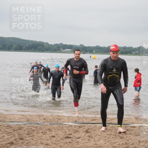 23.06.2024 - Viking Triathlon KatJ http://msf.ph/oto/6356247 23.06.2024 10:34:20 Schwimmen 12, 407, 477, 657 meine-sportfotos.de