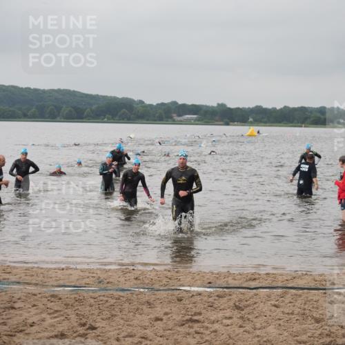 23.06.2024 - Viking Triathlon KatJ http://msf.ph/oto/6356438 23.06.2024 10:34:45 Schwimmen 58, 453, 503 meine-sportfotos.de
