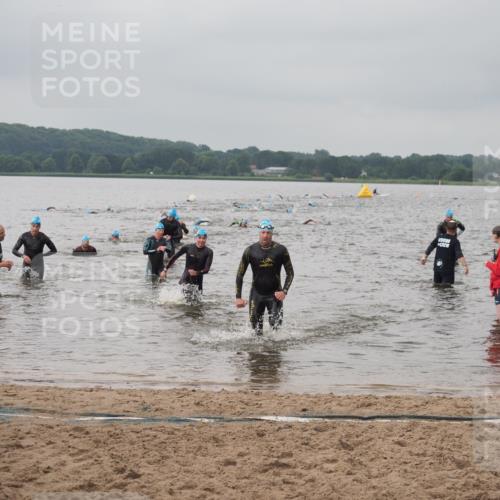 23.06.2024 - Viking Triathlon KatJ http://msf.ph/oto/6356441 23.06.2024 10:34:45 Schwimmen 58, 453, 503 meine-sportfotos.de