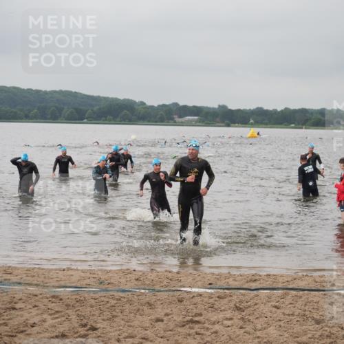 23.06.2024 - Viking Triathlon KatJ http://msf.ph/oto/6356454 23.06.2024 10:34:46 Schwimmen 58, 453, 503 meine-sportfotos.de