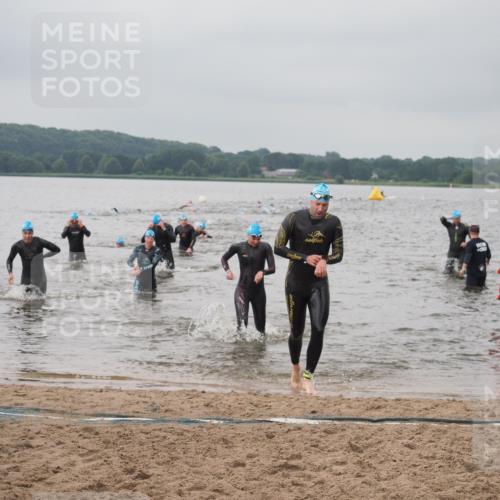 23.06.2024 - Viking Triathlon KatJ http://msf.ph/oto/6356461 23.06.2024 10:34:48 Schwimmen 58, 311, 453, 470, 503 meine-sportfotos.de