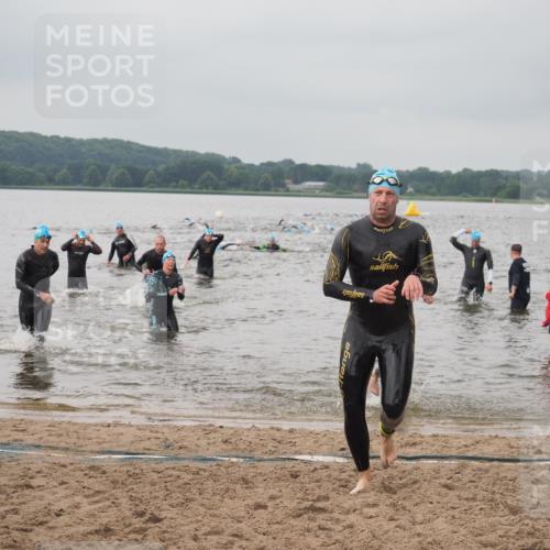 23.06.2024 - Viking Triathlon KatJ http://msf.ph/oto/6356466 23.06.2024 10:34:50 Schwimmen 58, 311, 453, 470, 503 meine-sportfotos.de