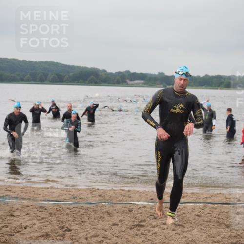 23.06.2024 - Viking Triathlon KatJ http://msf.ph/oto/6356472 23.06.2024 10:34:50 Schwimmen 58, 311, 453, 470, 503 meine-sportfotos.de