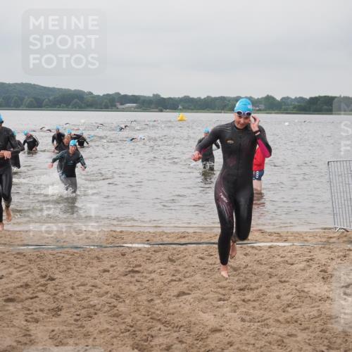 23.06.2024 - Viking Triathlon KatJ http://msf.ph/oto/6356487 23.06.2024 10:34:53 Schwimmen 58, 299, 311, 453, 470, 503, 541 meine-sportfotos.de