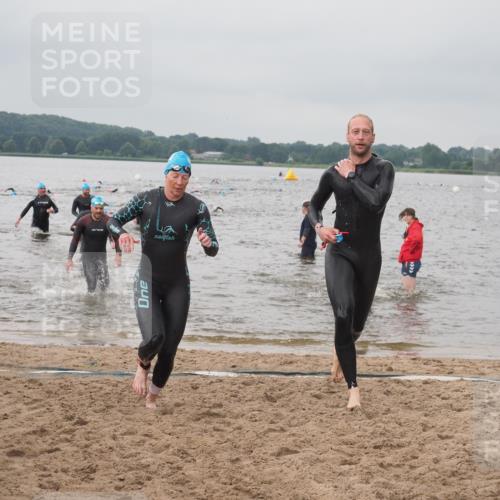 23.06.2024 - Viking Triathlon KatJ http://msf.ph/oto/6356526 23.06.2024 10:34:58 Schwimmen 58, 242, 299, 311, 470, 541 meine-sportfotos.de