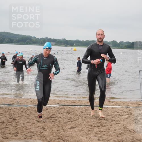23.06.2024 - Viking Triathlon KatJ http://msf.ph/oto/6356531 23.06.2024 10:34:58 Schwimmen 58, 242, 299, 311, 470, 541 meine-sportfotos.de