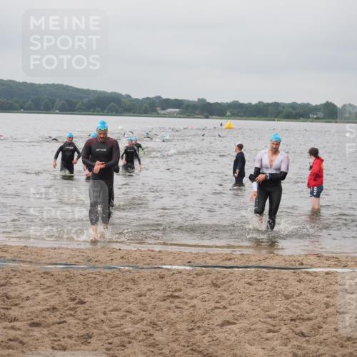 23.06.2024 - Viking Triathlon KatJ http://msf.ph/oto/6356546 23.06.2024 10:35:01 Schwimmen 218, 242, 299, 311, 470, 541 meine-sportfotos.de