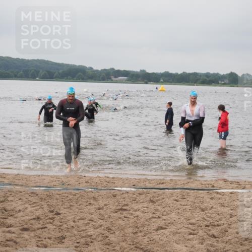 23.06.2024 - Viking Triathlon KatJ http://msf.ph/oto/6356551 23.06.2024 10:35:01 Schwimmen 218, 242, 299, 311, 470, 541 meine-sportfotos.de