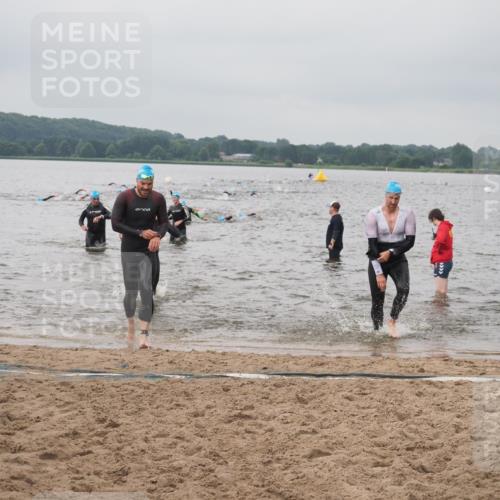 23.06.2024 - Viking Triathlon KatJ http://msf.ph/oto/6356557 23.06.2024 10:35:01 Schwimmen 218, 242, 299, 311, 470, 541 meine-sportfotos.de